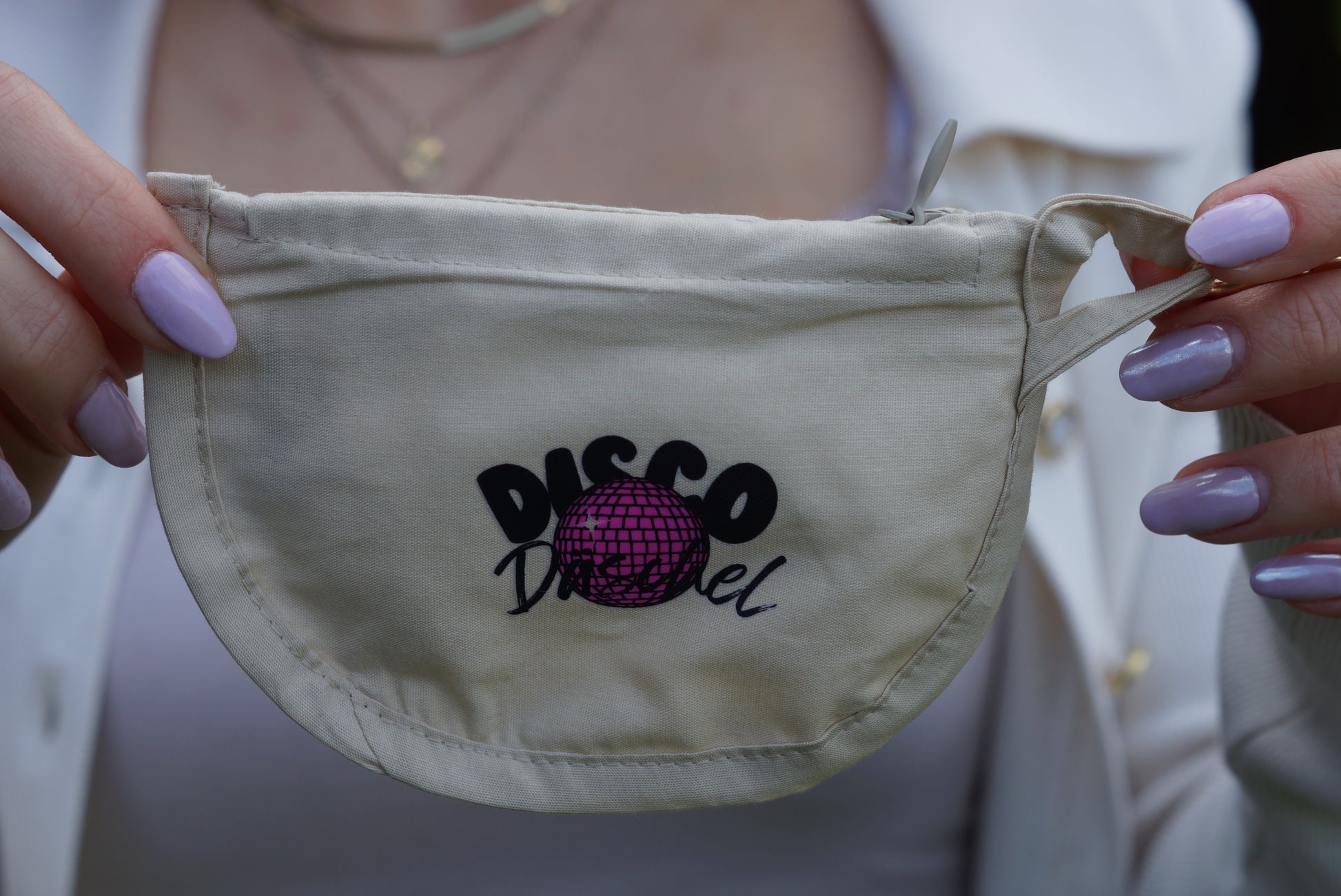 DiscoDäschel BH-Tasche mit Inhalt